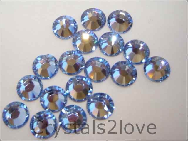 36 pieces 30ss LT SAPPHIRE  Preciosa Maxima Rhinestones